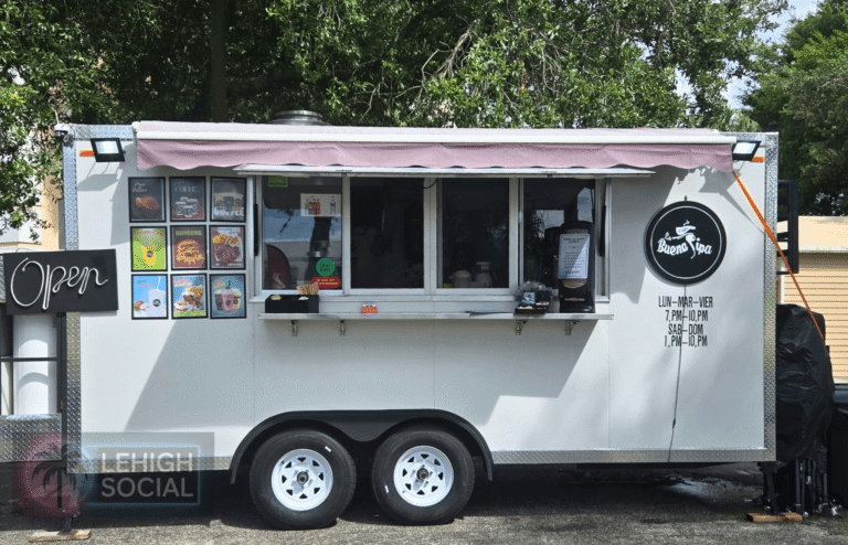 La Buena Pipa food truck serving Cuban street food in Lehigh Acres, FL